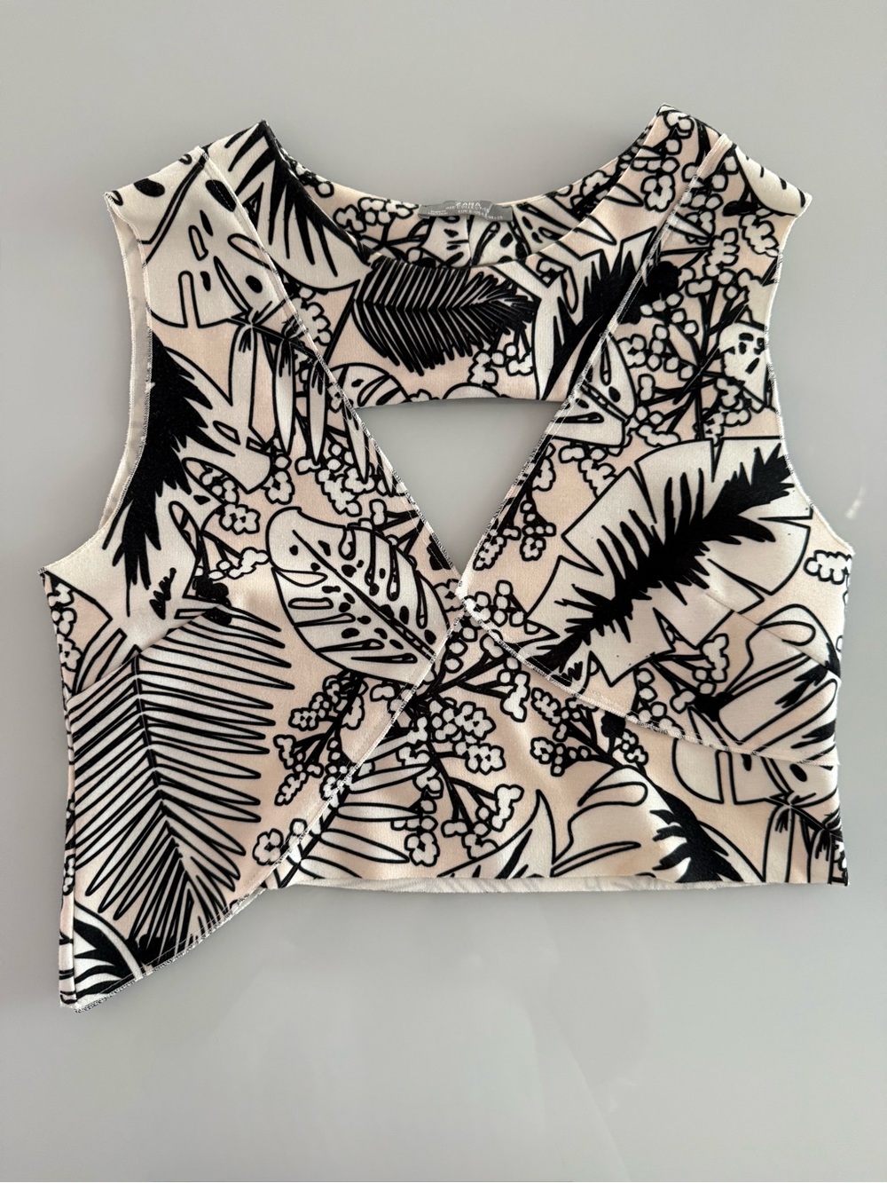 Zara Abstract Floral Print Cut Out Crop Top - Size Small - Light Pink & Black